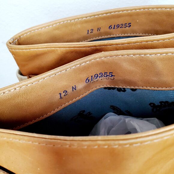 VTG Leather Slouchy Cowboy Boots Peter Pan Pull On Shoes Western Casual SZ 12N - Picture 8 of 12